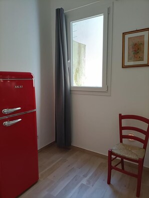 Apartment, 2 Bedrooms, Balcony, City View | Living area