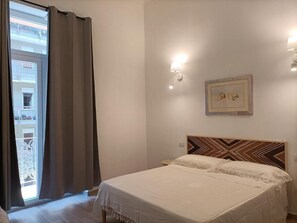 Apartment, 2 Bedrooms, Balcony, City View