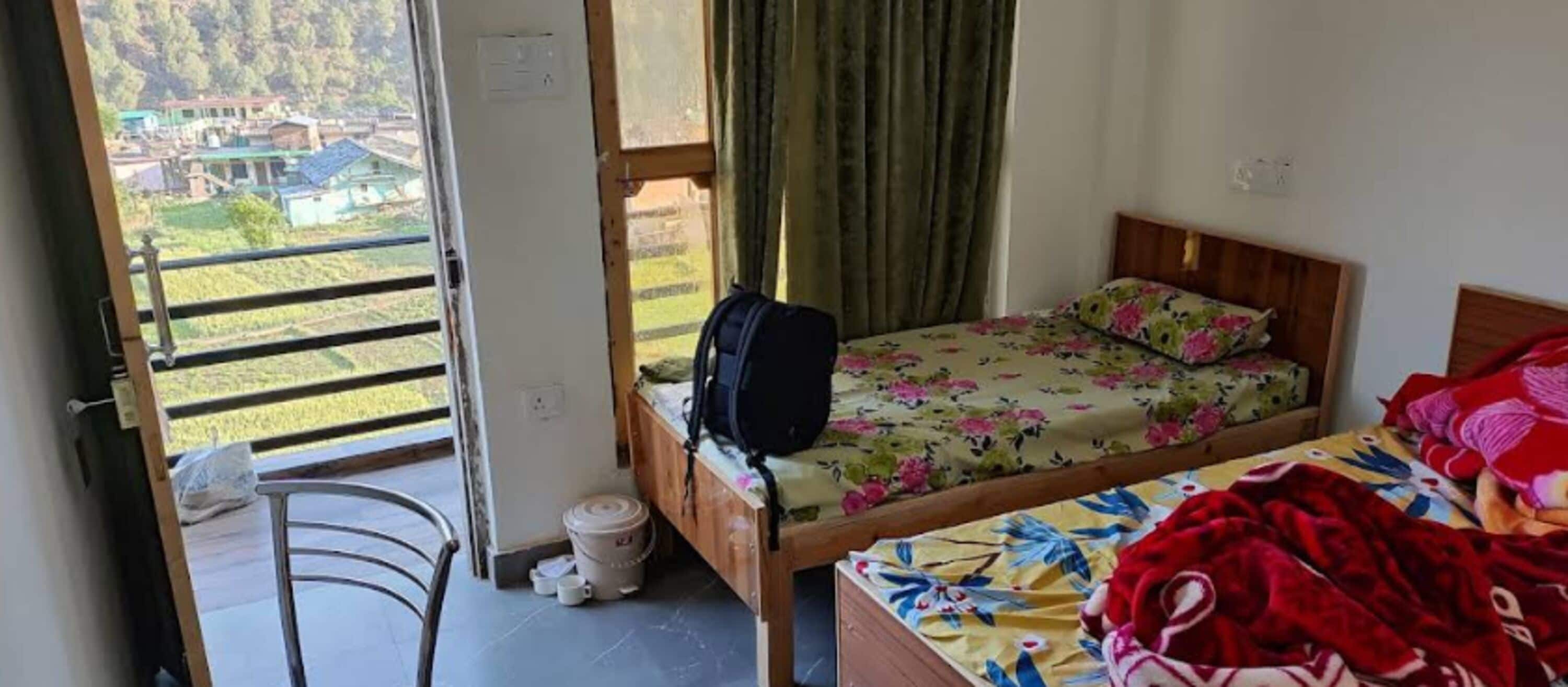 Camas extras/dobráveis (sobretaxa), Wi-Fi de cortesia, roupa de cama