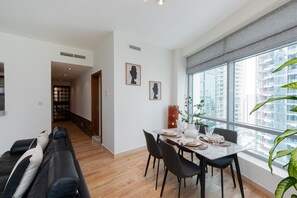 Apartment | 1 bedroom - Stylish 1BR Dubai Marina w Pool and Gym (Dubai)