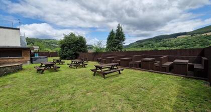 Apartment 4 - The Tynte