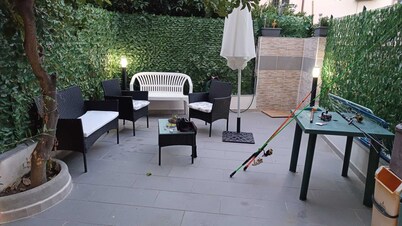 The house is located 100m from the sea complete with WiFi TV and air conditioning