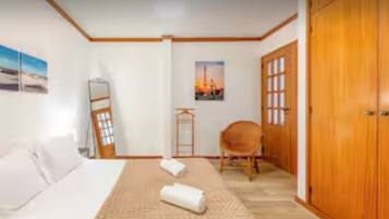 1 Schlafzimmer, Bügeleisen/Bügelbrett, Reisekinderbett, kostenloses WLAN