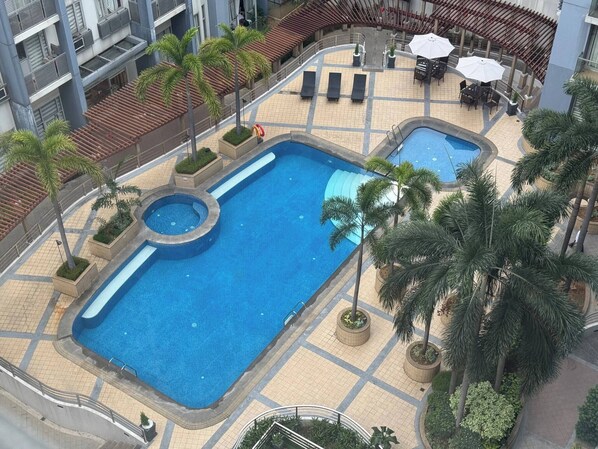 Condo, 1 Bedroom, Accessible, Smoking | Pool | Outdoor pool
