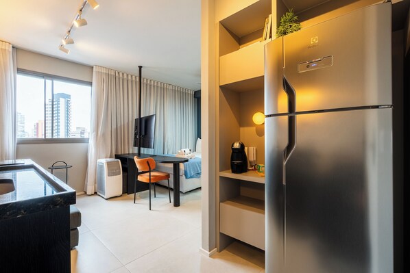 Laptop workspace, free WiFi