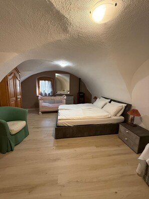 2 habitaciones, internet y ropa de cama