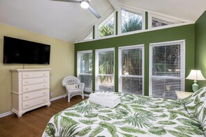 3 bedrooms, iron/ironing board, travel cot, free WiFi