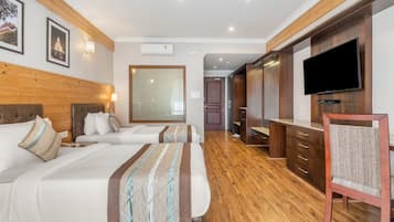 Kamar Twin Superior, pemandangan kota | Setrika/meja setrika dan Wi-Fi gratis