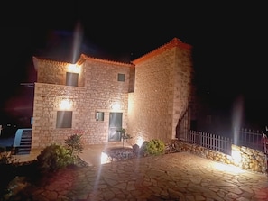 Exterior - Traditional Mani Stone House with Stunning Sea Views near Stoupa, Peloponnese (Stoupa)