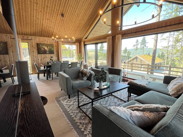 Cabane, 3 chambres, balcon, vue montagne | Bar lounge
