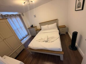 4 habitaciones, wifi y ropa de cama
