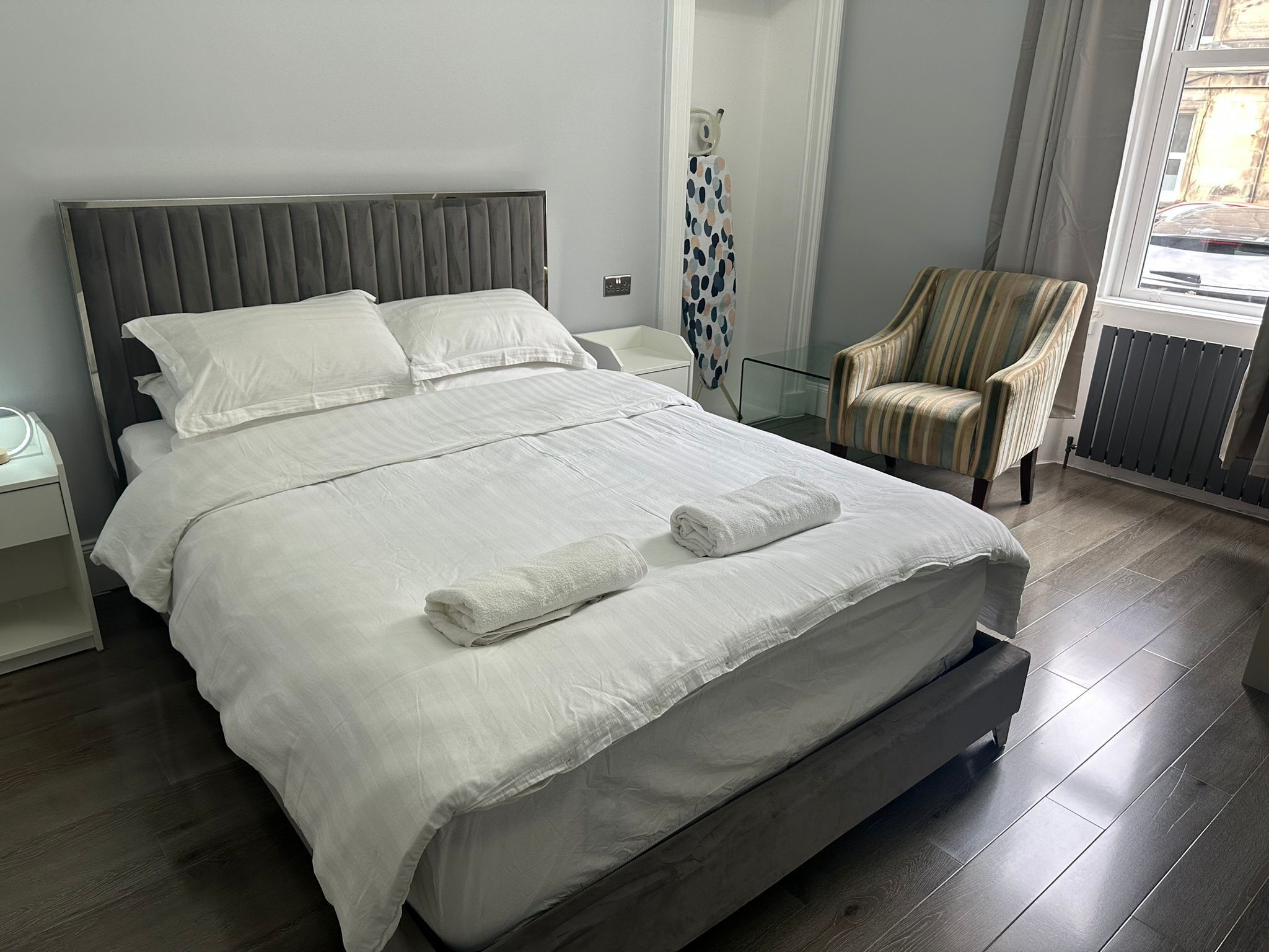 3 Schlafzimmer, Bügeleisen/Bügelbrett, WLAN, Bettwäsche