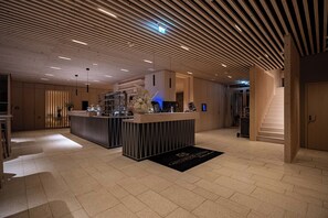 Reception - Hotel Krone (Oettingen in Bayern)