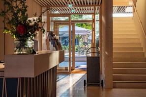 Reception - Hotel Krone (Oettingen in Bayern)
