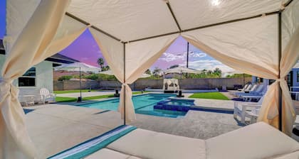 Luxury Poolside Cabana Retreat - Spa-Casita-GlowPits-MiniGolf-BBQ