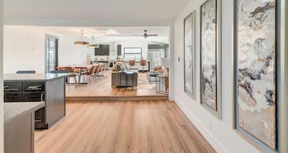 The Grand Oasis Estate - A Luxe Private Resort Near The Strip