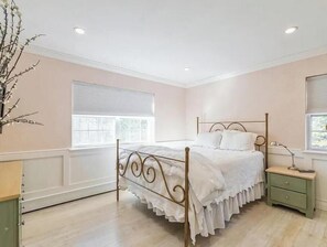 5 bedrooms, internet