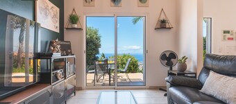 Casa dos Vinhos by Atlantic Holiday