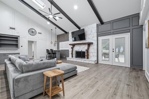 Télévision, espaces bureaux