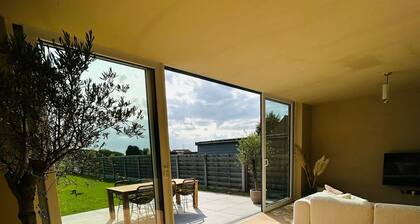 Beautiful new house on the edge of the Flemish Ardennes near Ghent