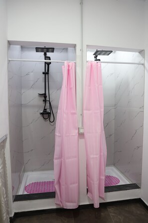 Premium Shared Dormitory, Women only | Bathroom