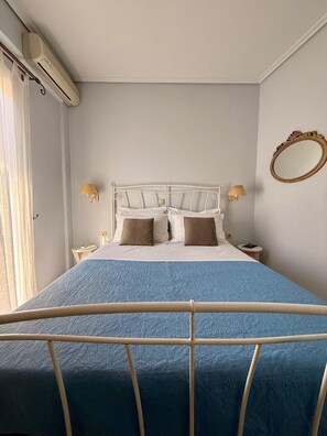 3 chambres, fer et planche à repasser, accès Internet, draps fournis