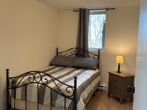 4 bedrooms, WiFi, bed sheets