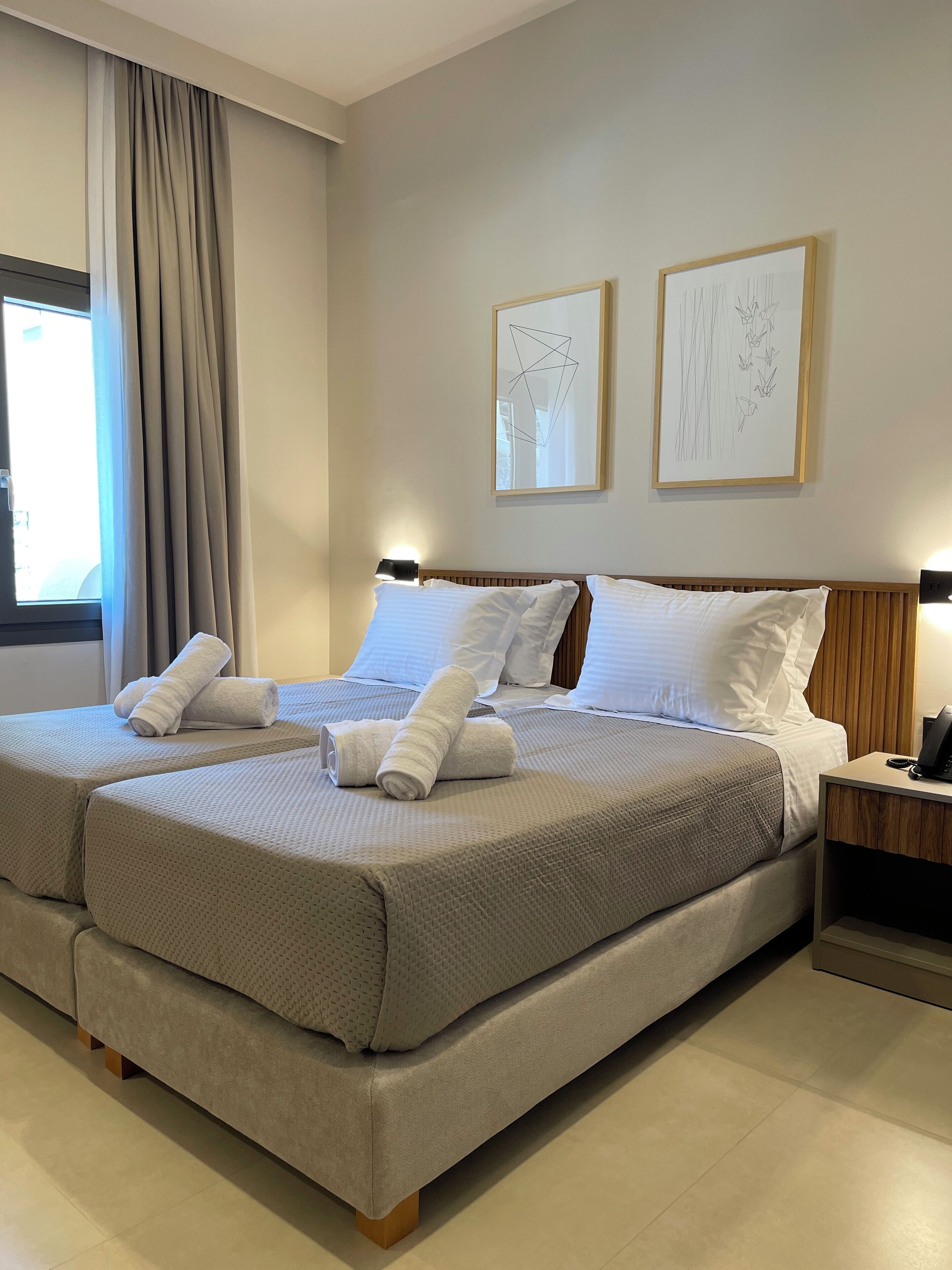 Camera Standard | Una cassaforte in camera, una scrivania, Wi-Fi gratuito