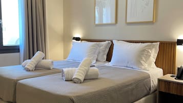 Standard Room | In-room safe, desk, free WiFi