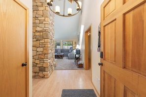 House, 4 Bedrooms | Interior