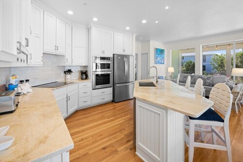 Summer Breeze 7 Bedroom Home