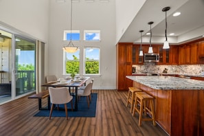 Condo, 3 habitaciones | Restaurantes