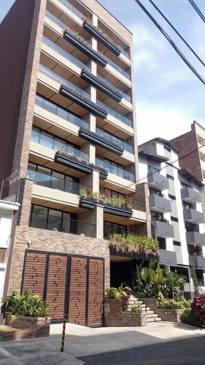 Exterior - NOK Fancy 3BRw/ Balcony in Laureles Medellín (Medellín)