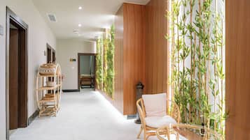 Çiftler için bakım odaları, sauna, jakuzi, buhar odası, hamam