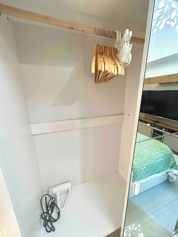 Dormitorio compartido, 1 habitación, con acceso para personas discapacitadas, balcón | 1 habitación 