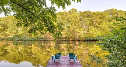 Secluded 3-bedroom, 2-loft lakefront house in private Sleepy Hollow community.