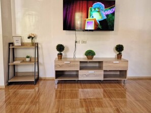 House, 3 Bedrooms, Accessible, Terrace | Interior