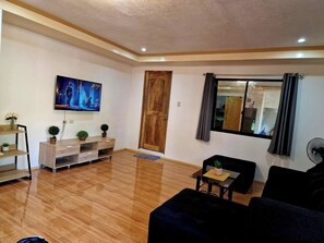 Ferienhaus, 3 Schlafzimmer, barrierefrei, Terrasse | Wohnzimmer