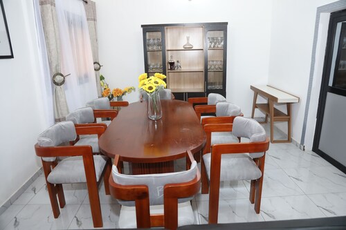 Appartement N°01 du Rez-de-chaussée de "Les VILLAS BELINGA