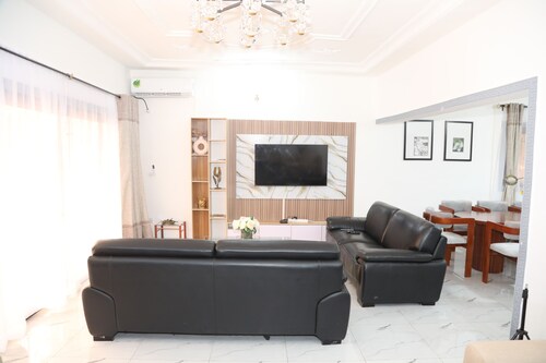 Apartment N°01 on the first floor of "Les VILLAS BELINGA