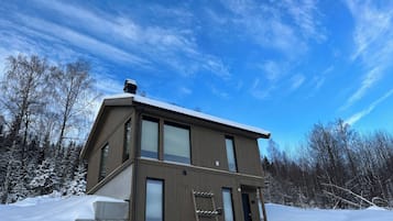 Cabin, 3 Bedrooms, Terrace, Garden View | Exterior