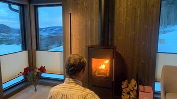 Cabin, 3 Bedrooms, Terrace, Garden View | Interior