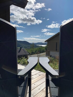 Cabin, 3 Bedrooms, Terrace, Garden View | Property grounds