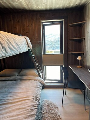 Cabaña, 3 habitaciones, Terraza, vista al jardín | 3 habitaciones