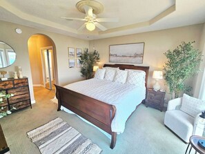 3 bedrooms, desk, iron/ironing board, WiFi