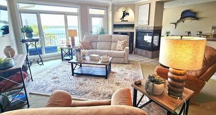 Lake Front Oasis on Lake Balboa w/opt Boat Rental