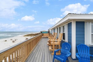 Casa, varias camas (LegaSea Beach House) | Jardines del alojamiento