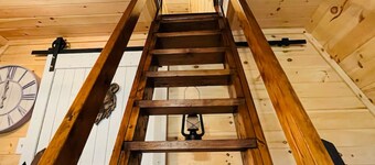 Hilda’s Hideaway- a charming little A-frame
