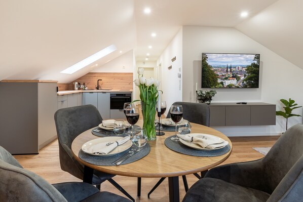 تناول الطعام