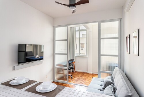 Copacabana moderno, 3 minutos da praia